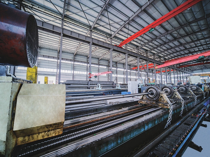 Scraping and rolling machine